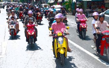 ปภ.แนะเลือกสวม\'หมวกนิรภัย\'อย่าถูกวิธี ลดบาดเจ็บ-ลดอัตราการเสียชีวิตได้
