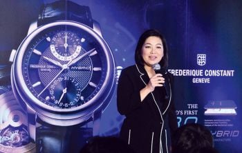 ศรีทองพาณิชย์ เปิดตัวสุดยอดนาฬิกา  ระบบไฮบริดเรือนแรกของโลก