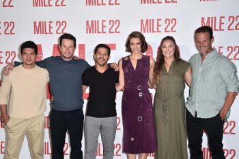 ‘มาร์ค วอห์ลเบิร์ก-‘อิโก อูไวส์’นำทีมบุกลอสแอนเจลิส  ร่วมแถลงข่าว “MILE 22”