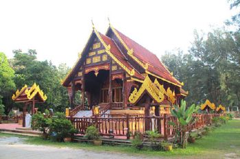 รายงานพิเศษ : ชวนเที่ยววัดท่าไทร อ.ท้ายเหมือง จ.พังงา ชมอุโบสถไม้สักริมทะเลหนึ่งเดียวในภาคใต้