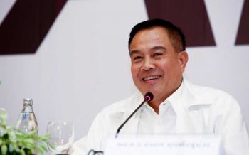\'สมยศ\'เรียก\'โค้ชโย่ง\' ถกอนาคตหลังบอลไทยร่วง