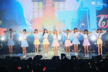 TWICEเกิร์ลกรุ๊ปเกาหลีแห่งยุค ร้องเต้นเอ็นเตอร์เทน3ชั่วโมงเต็ม