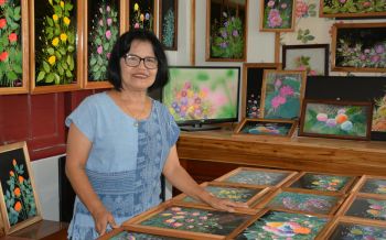 แปลง‘ขยะพิษ’สู่ของที่ระลึก! ‘ครูเกษียณ’ไอเดียบรรเจิด รีไซเคิลเพ้นท์ภาพบนจอทีวี