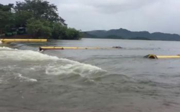 \'แก่งกระจาน\'น้ำลด แต่ยังล้นสปิลเวย์ สทนช.ผวาฝนถล่มซ้ำ สั่งเฝ้าระวังต่อเนื่อง
