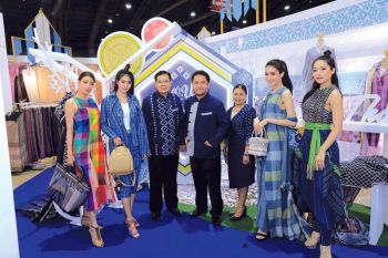 เซเลบฯ สาวรุ่นใหม่ปลุกกระแสผ้าทออีสาน