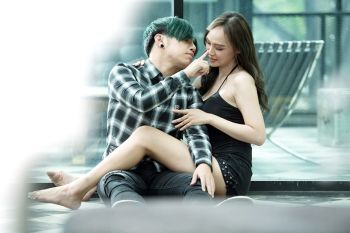 ‘เก่ง วงเฟลม’ นัวเนียหญิงลง MV