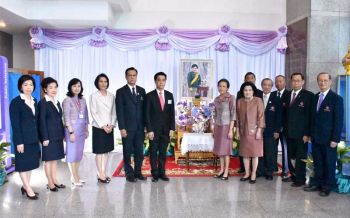 ผู้แทนหน่วยงานรัฐ-เอกชน-ประชาชน พร้อมใจถวายพระพรพระองค์โสม