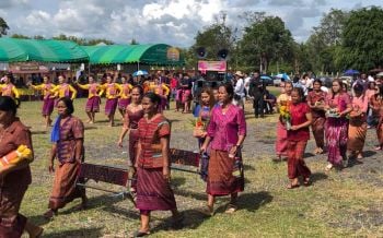 \'ร้อยเอ็ด\'รวมใจสืบสานประเพณีบุญข้าวสาก \'กตัญญูตา มารับ กลับส่ง\'ประจำปี61