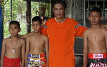ค่ายมวย\'บ้านหนองยิม\'ค้านพรบ.ห้ามเด็กชกมวย ลั่นจะทำวงการมวยขาดการพัฒนา