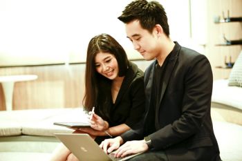 เซเลบฯ แชร์แนวคิดทำธุรกิจให้รอดยุคดิจิทัล