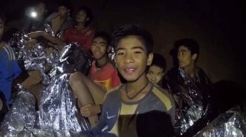 ปฏิบัติการช่วย13ชีวิตถ้ำหลวง  ที่สุดของข่าวปี’61  ทีมกู้ชีพบุคคลน่าชื่นชม