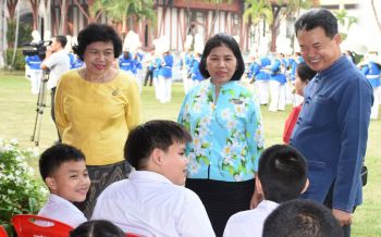 สภาสตรีฯจัดงานวันเด็กมอบทุนการศึกษา200ทุนให้เด็กเรียนดีแต่ยากจน