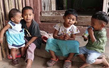 วอนช่วยครอบครัวลูกมาก 7 คนไม่ได้เรียน บ้านไร้ไฟ-ประปา อดมื้อกินมื้อ