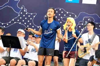 ทัพดารา ร่วมวิ่งก้าบคนละก้าบ