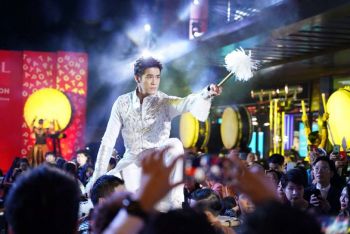 ‘อาเล็ก+บี้ KPN’ โชว์อลังการ  งานเปิด เซ็นทรัลป่าตอง