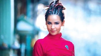 Amazing ไทยเท่ ไปกับ ญาญ่า-อุรัสยา