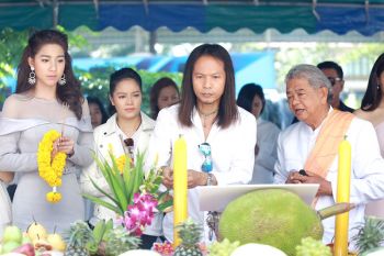 น้อง-พรสุดา ลั่นฆ้อง บวงสรวงละคร ‘ผมอาถรรพ์’
