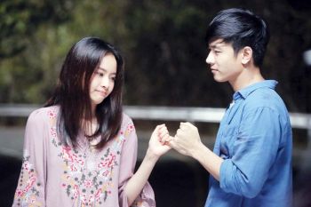 ‘โทนี่+แพต’  แซะเบื้องหลังมายา  ผ่านละคร