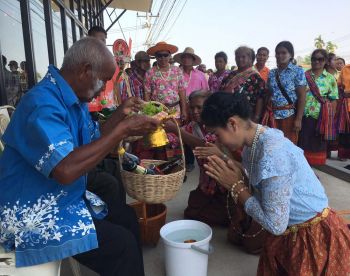 ‘เพ ลา เพลิน’ เติมรอยยิ้ม ส่งความสุข จัดกิจกรรม  ‘มหาสงกรานต์ผู้สูงวัย ชุมชนยิ้มใส หัวใจเดียวกัน’
