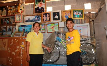 ส่องชีวิต\'น้องทาม\' ยังเก็บดูแลรถจักรยานพระราชทานเป็นอย่างดี