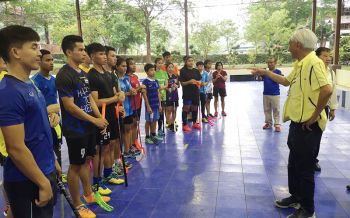 \'บิ๊กแนต\'ทุบโต๊ะซีเกมส์  \'ฮอกกี้-ฟลอร์บอล\'ต้องเข้าชิงฯ