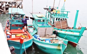 ทัพเรือภาค1จับเรือประมงเวียดนาม3ลำรุกน่านน้ำไทย อ้างมีสัตว์ทะเลอุดมสมบูรณ์