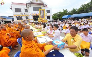 คณะศิษย์วัดพระธรรมกายร่วมทำบุญสัปดาห์วันวิสาขบูชา ถวายเป็นพระราชกุศลแด่ร.10