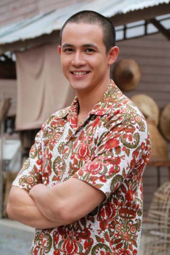 ‘แชมป์-แพร์’ร่วมส่งเสริมผ้าไหมภูมิปัญญาท้องถิ่นสู่สากล