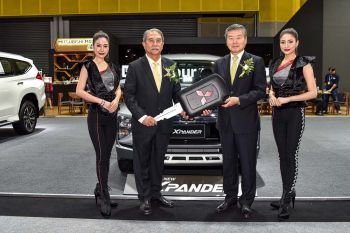 มิตซูบิชิ มอเตอร์ส ประเทศไทย  โชว์มิตซูบิชิ ไทรทัน ตัวเตี้ยหน้าใหม่