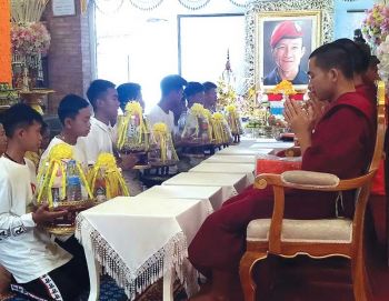 13หมูป่าทำบุญให้จ่าแซม ครบ1ปี‘วีรบุรุษถ้ำหลวง’