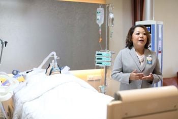 บำรุงราษฎร์ เผยกุญแจสำคัญในแผนกผู้ป่วย ICU  บุคลากรชำนาญการ เทคโนโลยีทันสมัย การทำงานเป็นทีม