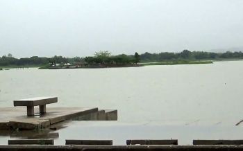 \'พะเยา\'ฝนตกต่อเนื่อง! ปริมาณน้ำ\'กว๊านพะเยา\'เพิ่มขึ้น
