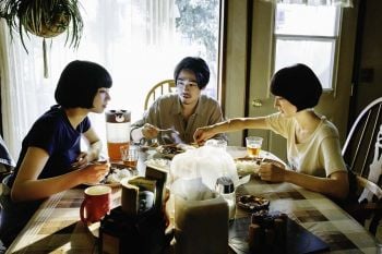 ‘Farewell Song เพลงรักเราสามคน’  หนังที่ได้รับการยกย่องในงานภาพยนตร์นานาชาติ