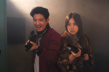 ‘เป้-อารักษ์,คิทตี้-ชิชา’ แอ๊กชั่นเต็มขั้น  หักเหลี่ยมสุดมันส์ในหนัง ‘The Exchange โจรปล้นโจร’