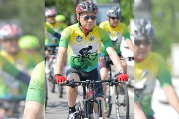 รมว.พิพัฒน์ ปั่นจักรยาน เปิดเส้นทางการท่องเที่ยวเชิงสุขภาพระนอง
