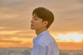 ‘CHEN’ วง ‘EXO’ โชว์พลังเสียงคุณภาพ  มินิอัลบั้มชุด2\'Dear my dear\'เพลงเปิดตัวสุดปัง Shall we?