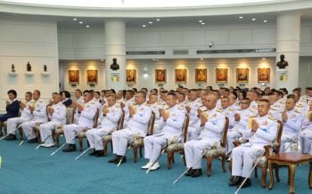 ‘กองทัพไทย’ น้อมรำลึกวันคล้ายวันสวรรคต ‘ในหลวงรัชกาลที่9’