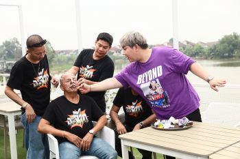 \'ดีเจบุ๊คโกะ\'จัดศัลยกรรมชุดใหญ่\'ค่อม ชวนชื่น\'