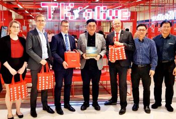 ฟินแลนด์เยี่ยมชม TK Alive
