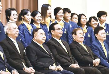‘บิ๊กตู่’ให้โอวาททัพซีเกมส์  อัดฉีดทอง3แสนบาท-บอลไทยเลื่อนแถลง