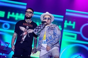 \'โอ๊ต ปราโมทย์\' กอดคอ \'URBOY TJ\' มันส์เต็มที่แรงดีไม่มีตก
