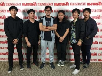 \'แมว จิระศักดิ์\' พร้อม5หนุ่มTHE90\'s สังกัดค่าย\'Mad Catz\'บุกแนวหน้าโปรโมทเพลง \'รั้ง\'(live)
