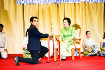 สุดปลื้ม‘ครูโอปอ’คว้ารางวัลโล่ประทาน‘มหานาคาอวอร์ด 2019’