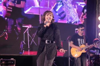 ‘ตั๊กแตน-ชลดา’สุดปลื้ม  เจ้าภาพ แฟนเพลงตอบรับโชว์ดีเกินคาด