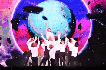 SEVENTEEN โชว์เต็มเพอร์ฟอร์แมนซ์สุดเจ๋งให้\'กะรัต\'  สาดเอเนอร์จี้ล้นเวทีคอนเสิร์ต2วัน