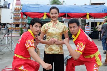 ‘เติม-อ้น’โชว์เชิดสิงโต! ‘พีพี-พัชญา’ สวมบท\'แป๊ะยิ้ม\'ความสนุกที่ฉุดไม่อยู่