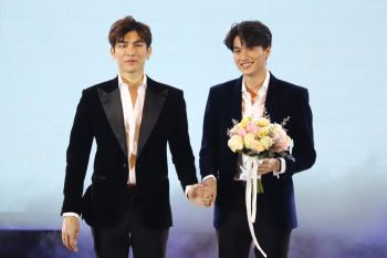 \'มิว-ศุภศิษฏ์\' เป็นปลื้มแฟนคลับล้นฮอลล์กับงานแฟนมีต\'Mew Speacial Hour\'