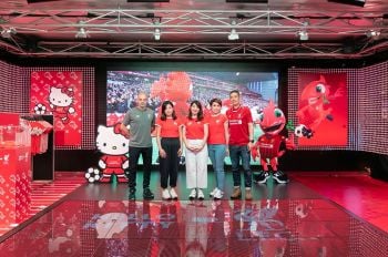 \'นิหน่า-แบงค์\'ร่วมงาน\'ซูเปอร์สปอร์ต\'