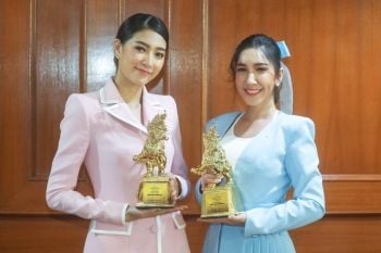 ‘แฟรี่-กิ๊ฟ’เข้ารับรางวัล \'คชสีห์สิงหะเดชะ\'