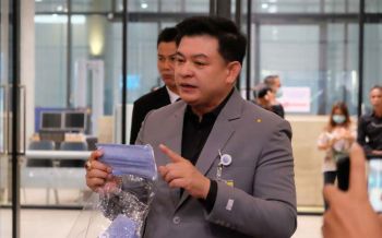 \'สิระ\'แนะรบ.แจก\'แมส\'ถึงบ้านแบบญี่ปุ่น จี้ดูแลคนต่อคิวซื้อให้ดี หวั่นระบาดเพิ่ม